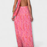 Seraphina - Elegantiška Maxi Suknelė su Halter Kaklu ir V Formos Iškirpte