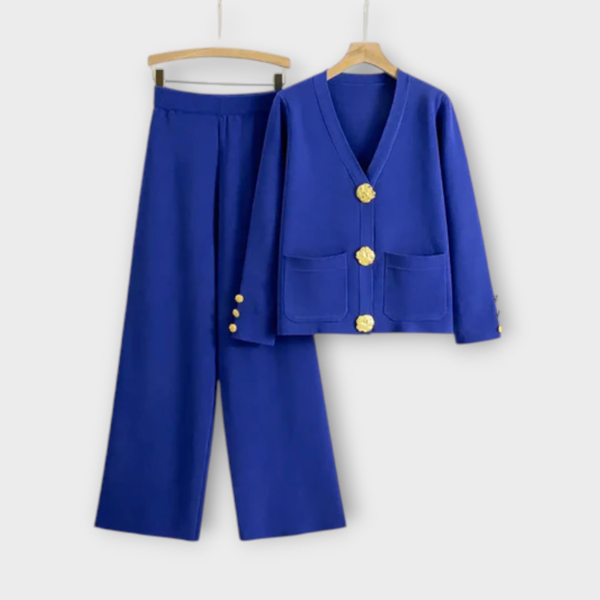 Viktorija – elegantiškas komplektas