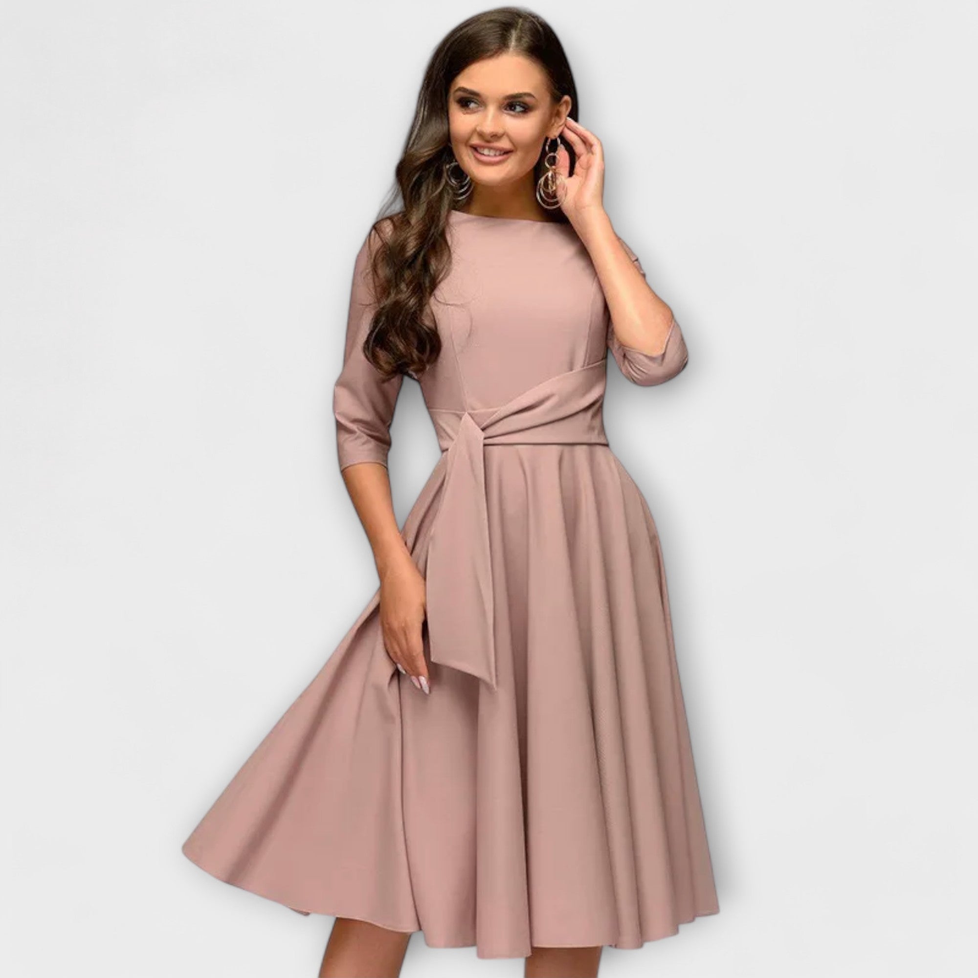Elegantiška Swing Suknelė